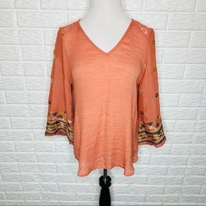 ANTHROPOLOGIE Fig & Flower Boho Embroidered Bell Sleeve V Neck Top M
